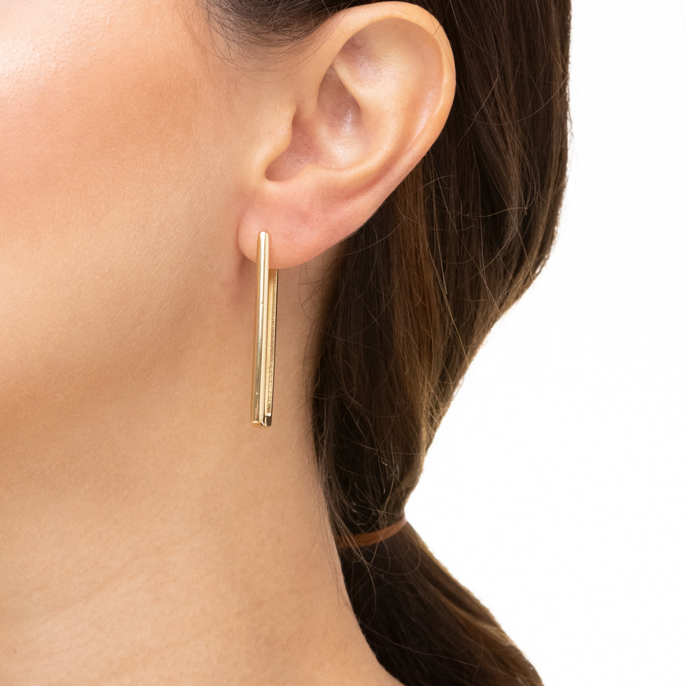 Brinco Argola Click Retangular Banho Ouro 18k LLucy